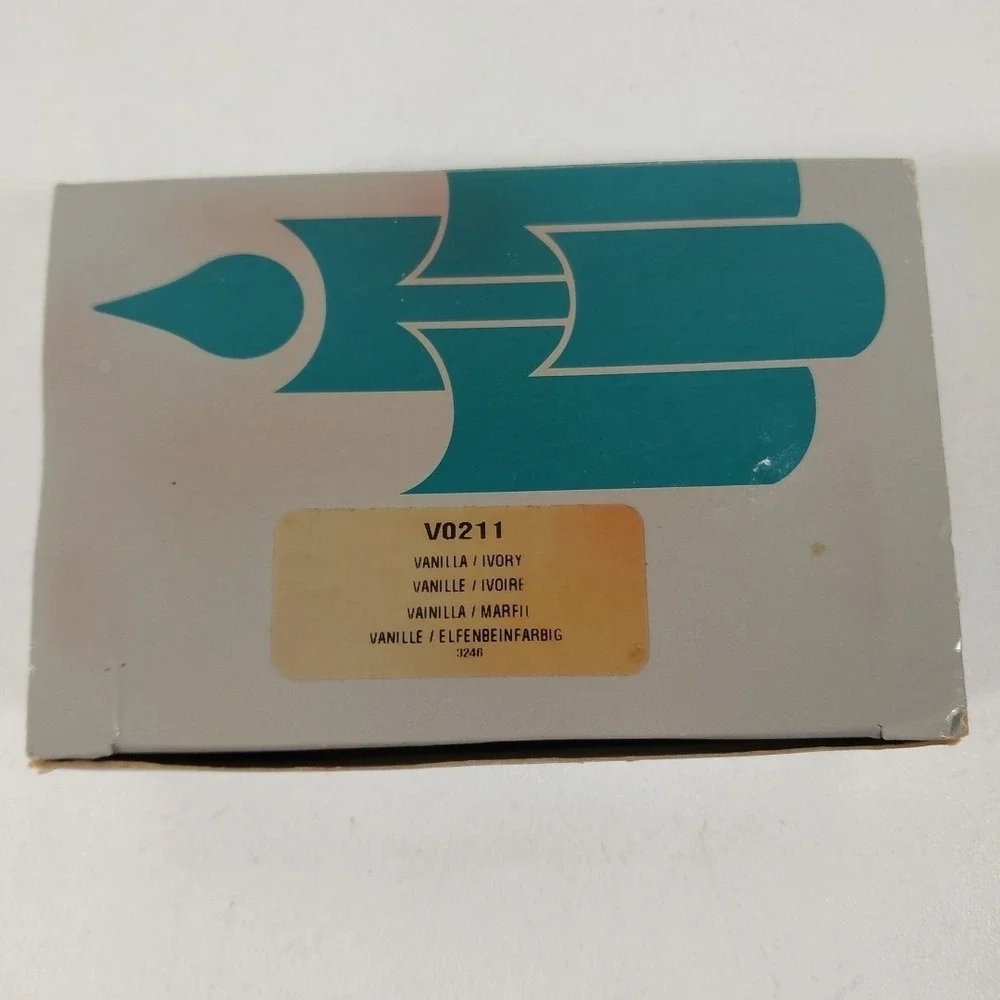 PartyLite Candles‎ 11 Universal Tealight VANILLA Scent V0211